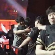 沈月最新动态揭秘：娱乐圈背后的真相与暗潮涌动