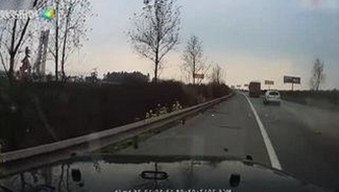 娱乐圈经典吃瓜视频合集带来幕后真相，黄晓明相关视频引发热议