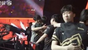 沈月最新动态揭秘：娱乐圈背后的真相与暗潮涌动